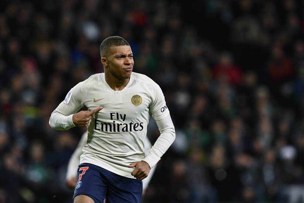 35%+60%，AMD苏姿丰押上整个AI工厂